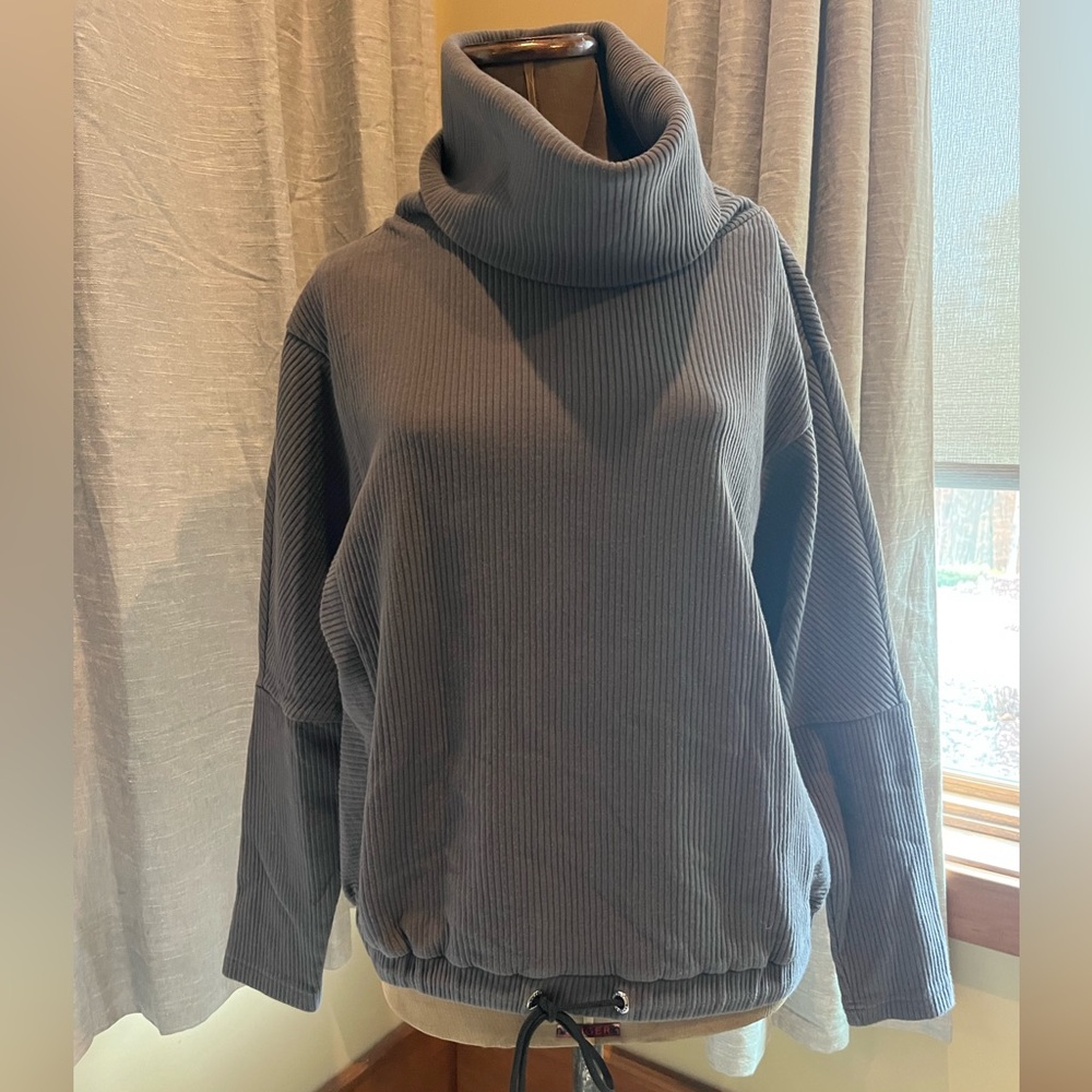 Varley ribbed sweatshirt
